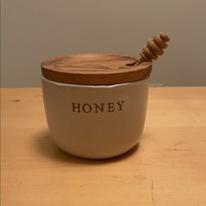 Stoneware Honey Pot w/Acacia Wood Dipper & Lid